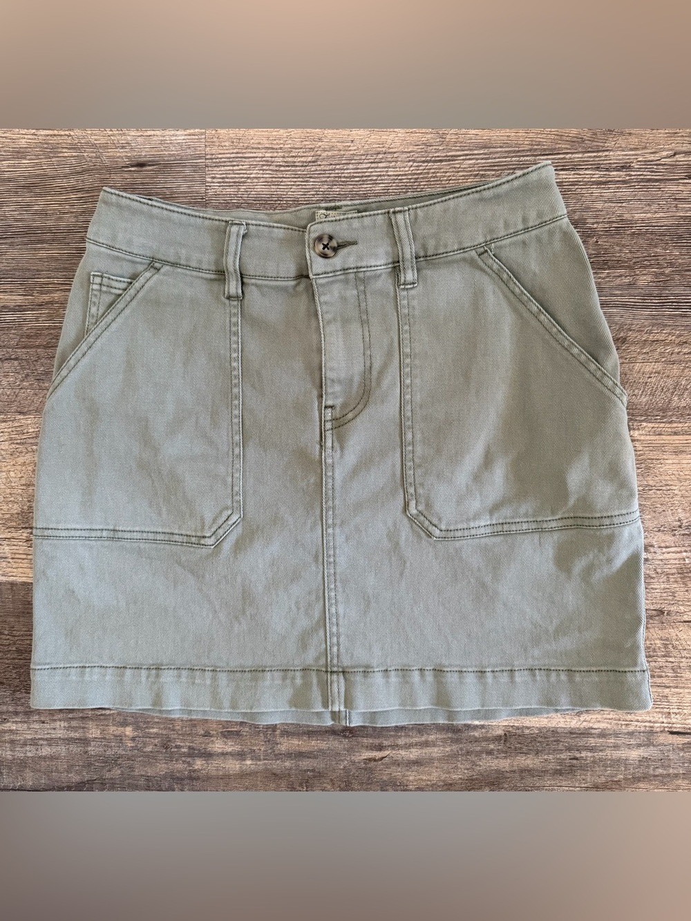FAHERTY Women's Size Small Organic Cotton Utility Mini Skirt in Sage Green